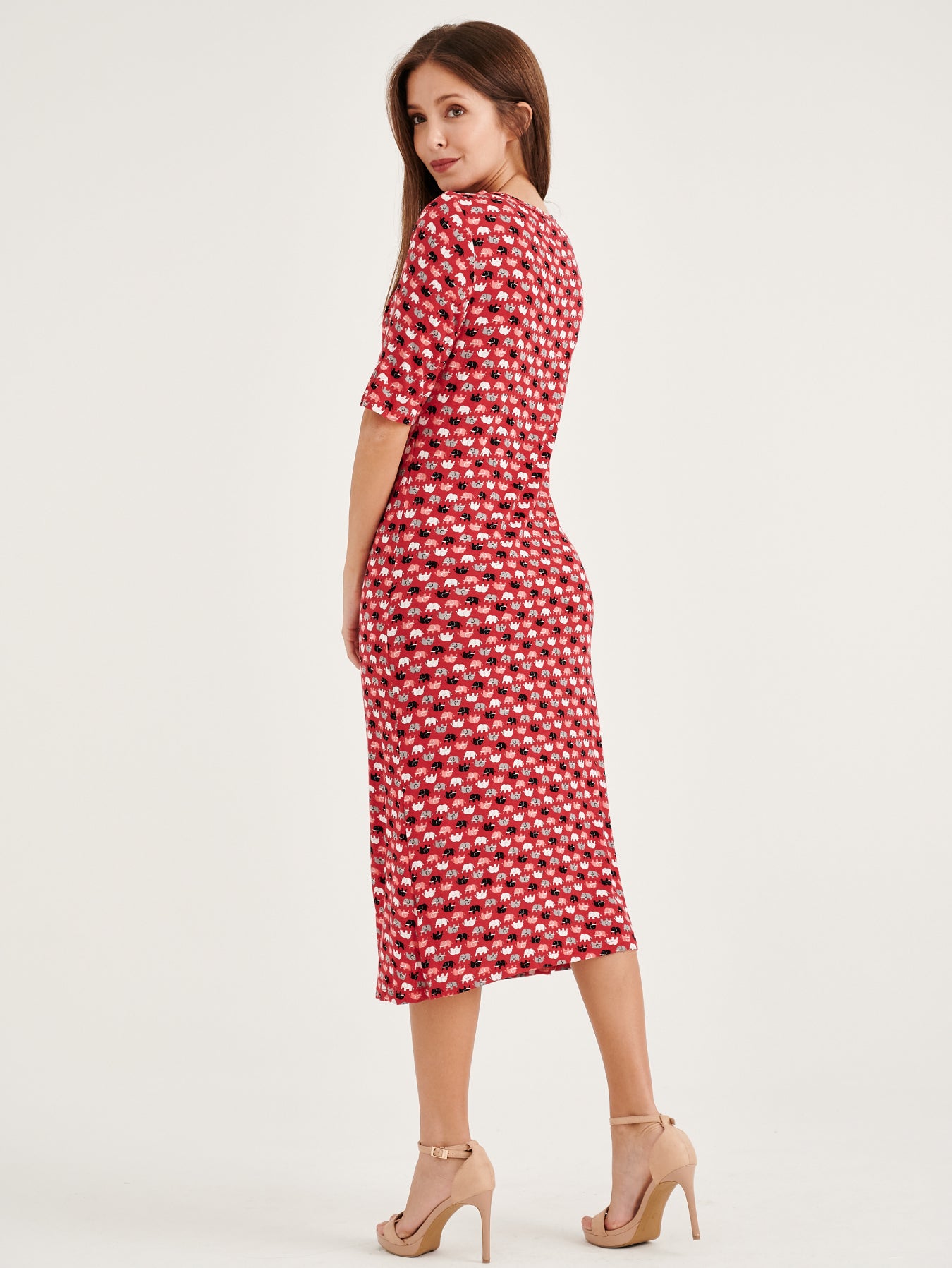 Nursing and maternity dress with a comfortable fit