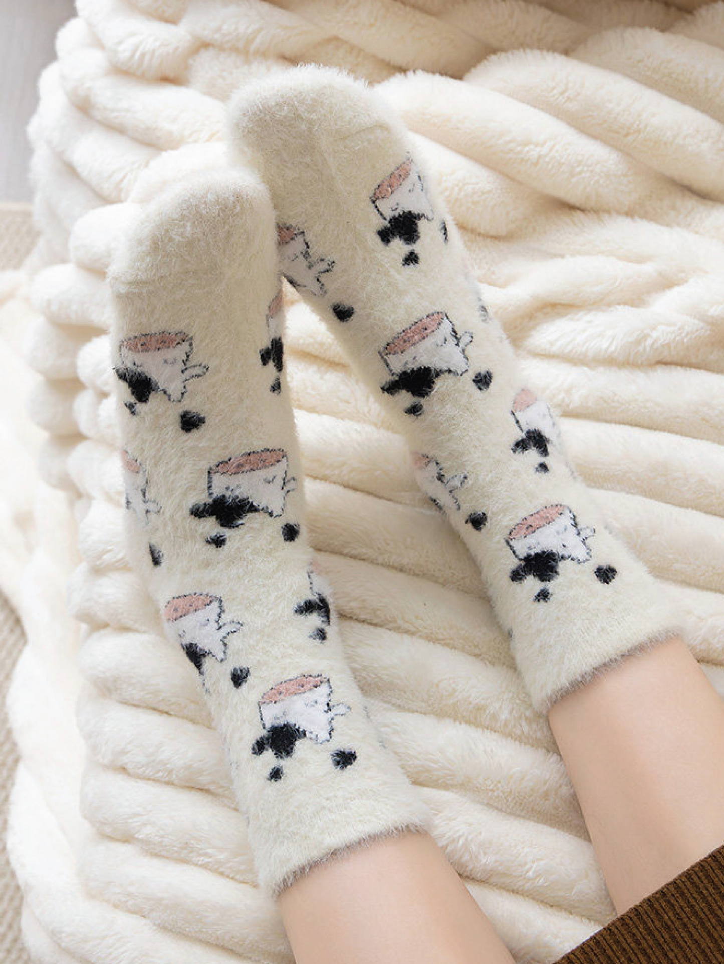 Maternity Confinement Warm Socks – Cow Pattern Printed (1 pair)