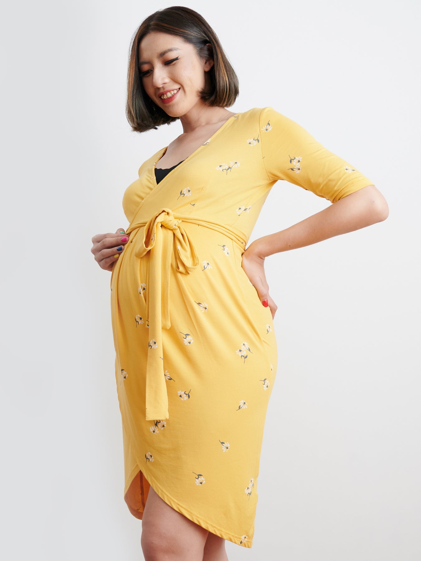 Stylish and comfortable nursing dress for moms
