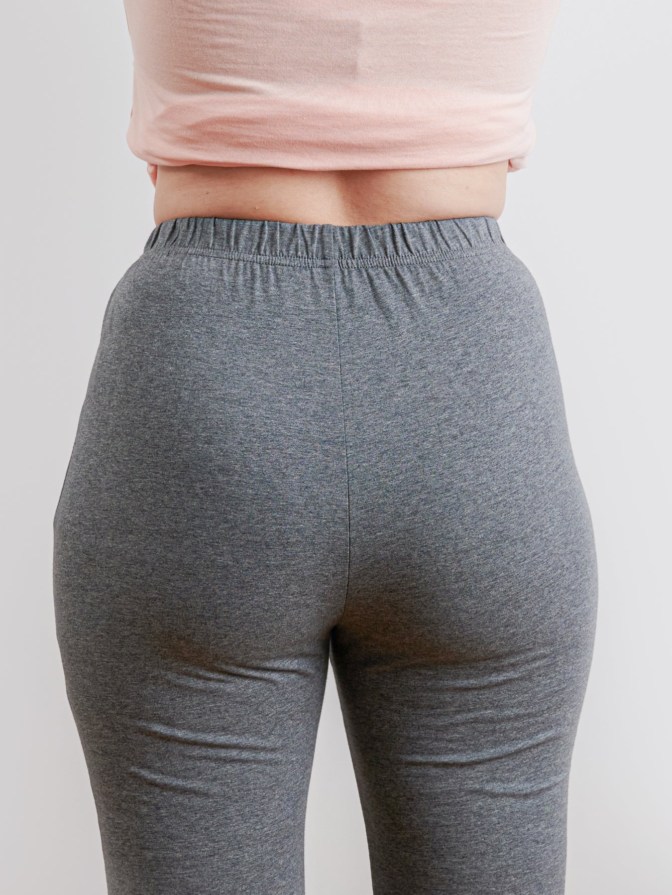 Stylish and practical postpartum outfit